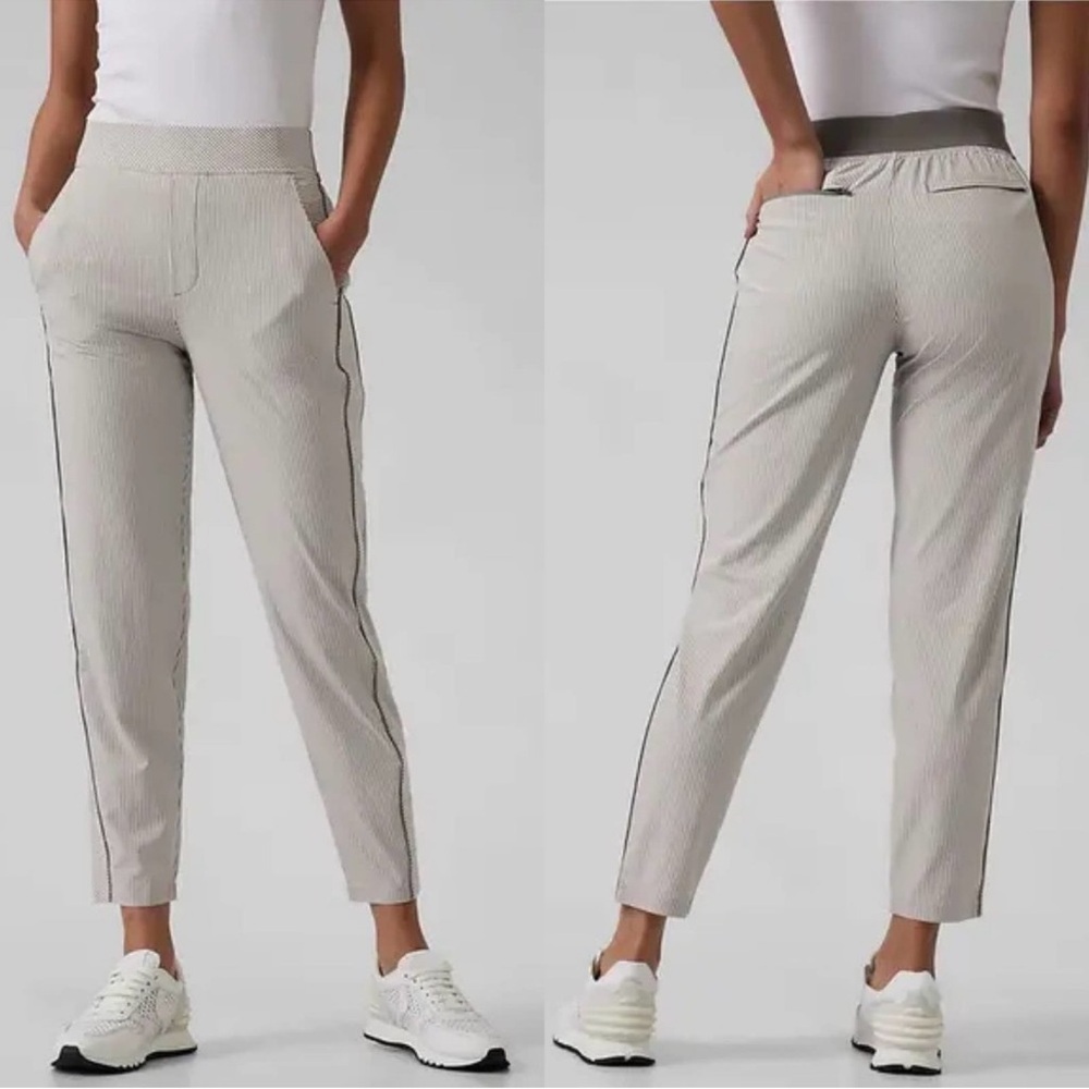 Athleta Brooklyn Textured Ankle Pant Gray and White Stripe Size 4 - Picture 2 of 10
